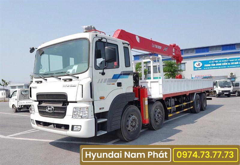 Xe Tải Hyundai 4 Chân HD320 Gắn Cẩu Atom 14 Tấn 1405